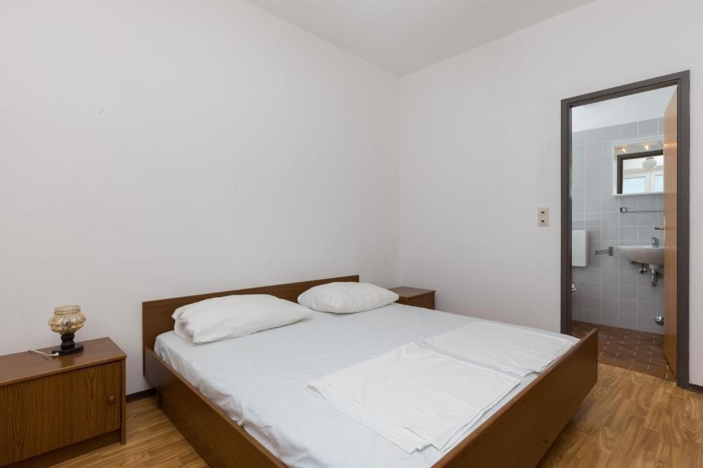 Rooms Villa Basica ซาปลูนารา ห้อง รูปภาพ