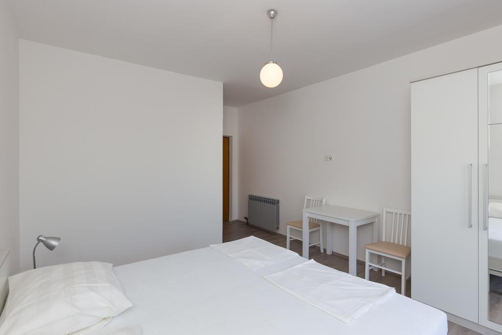 Rooms Villa Basica ซาปลูนารา ห้อง รูปภาพ